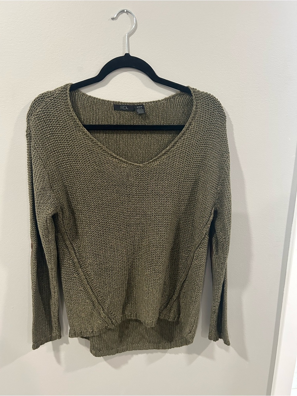 RDI Olive Green V-Neck Knit Sweater
